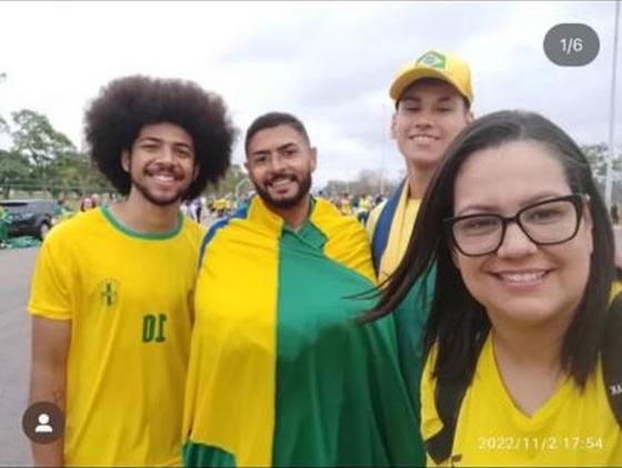 Novo assessor de Tarcísio, irmão de Michelle esteve em acampamento golpista