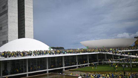 brasilia-invasao-atos 