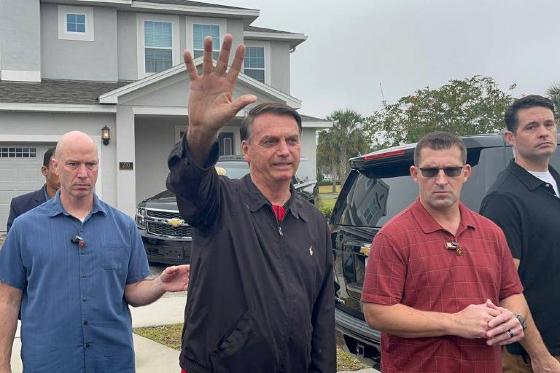 Bolsonaro ficou internado nos Estados Unidos, nos dias 9 e 10 deste mês.