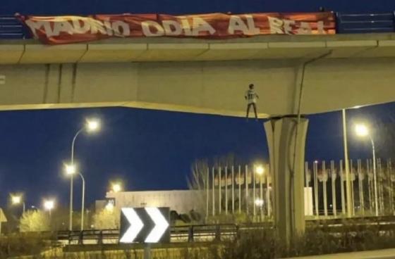 Torcedores do Atlético de Madrid ameaçam Vini Jr antes de clássico com Real Madrid