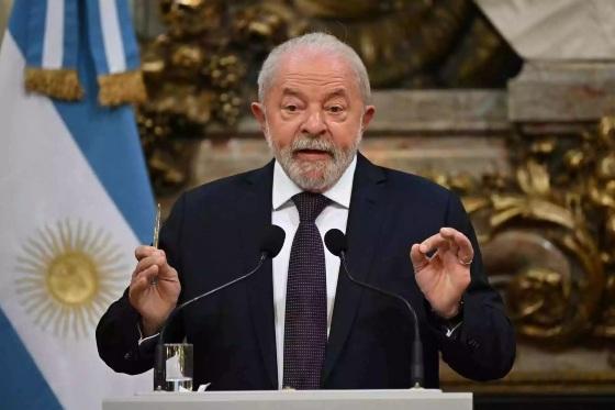 Deputado protocolou pedido após presidente Lula dizer que Dilma sofreu golpe 