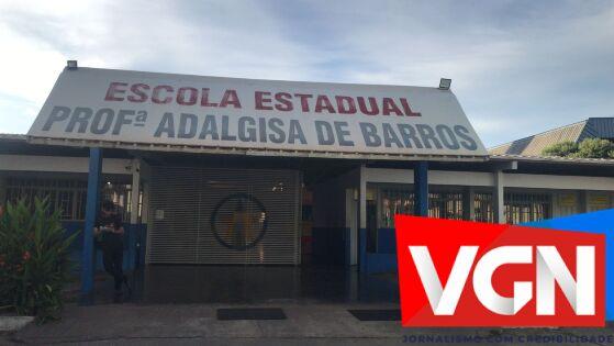 Fachada Escola Adalgisa de Barros