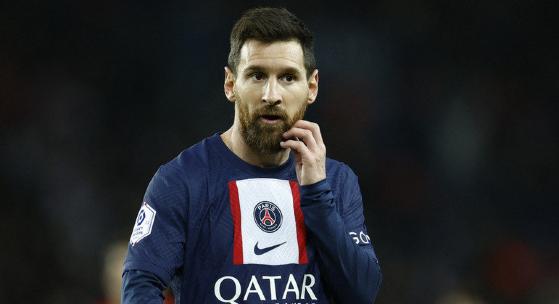 A cinco meses do fim do contrato, Messi ainda tem futuro indefinido no PSG