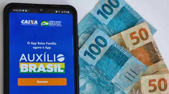 Auxílio Brasil de R$ 600 começa a ser pago na próxima segunda-feira