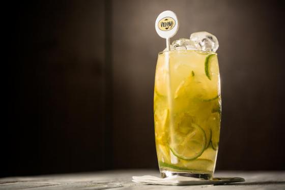 Foliões trocam cerveja por drinques no Carnaval 