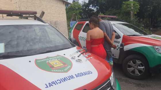 Mulher trans é presa em flagrante vendendo drogas na região do Zero Km em VG 