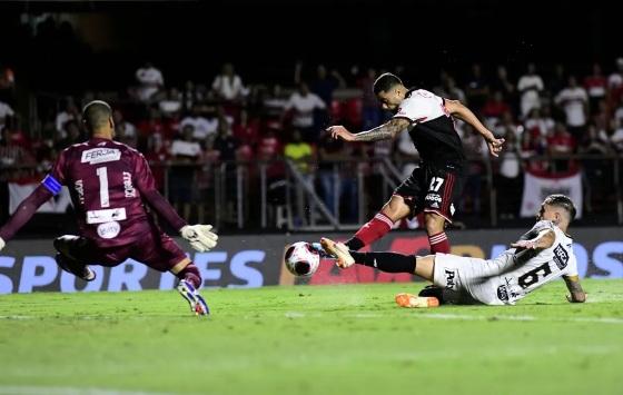 Gol de Wellington Rato em São Paulo x Inter de Limeira.