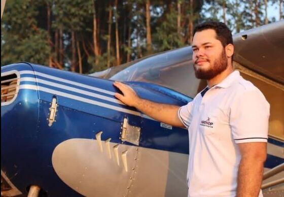 Piloto de Sinop pula do avião durante explosão, mas não resiste ferimentos e morre 
