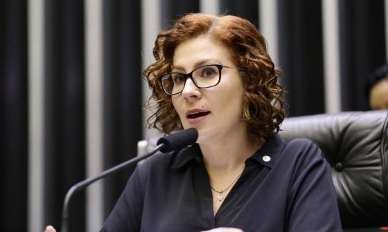 Carla Zambelli pressionou ex-comandante da FAB: "Não deixe Bolsonaro na mão"