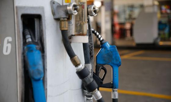 Governo anuncia tributo de R$ 0,47 para gasolina e R$ 0,02 sobre etanol, além de taxa sobre exportação de petróleo