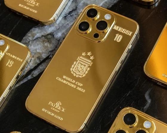 Jogadores da Argentina receberam celulares banhados a ouro.