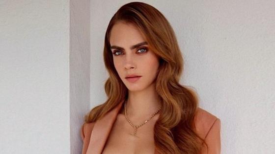 A atriz e modelo Cara Delevingne.