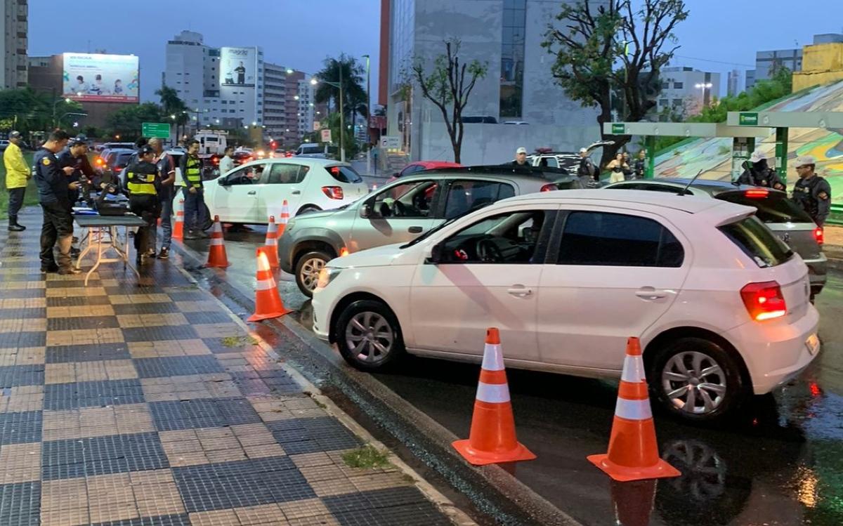 Nove São Presos Por Embriaguez Ao Volante E 30 Veículos Removidos ...