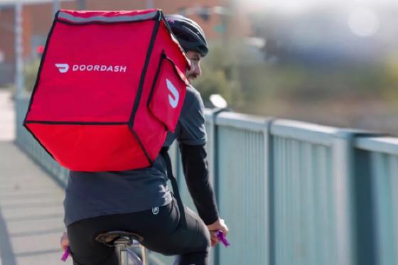 Doordash, líder no delivery dos EUA, contrata no Brasil