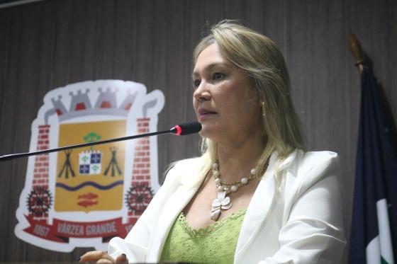 vereadora; Rosy Prado; cobrança; chamamento; policiais; Governo; Várzea Grande; VGN