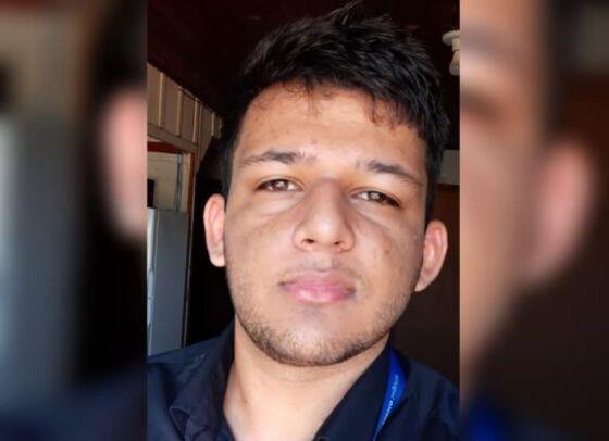 Jovem morre ao ser arremessado em barranco após bater contra meio-fio 