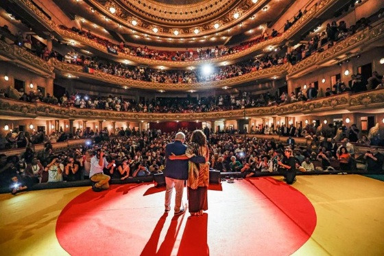 O presidente Lula e a ministra da Cultura, Margareth Menezes, durante evento no Theatro Municipal, no Rio de Janeiro.