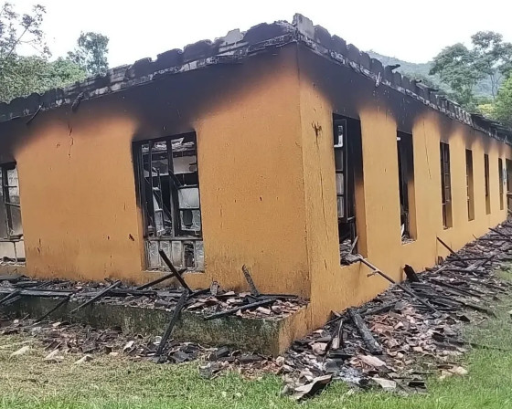 Museu da Capelinha, que serviu de esconderijo para o capitão Carlos Lamarca, é destruído após incêndio no Vale do Ribeira