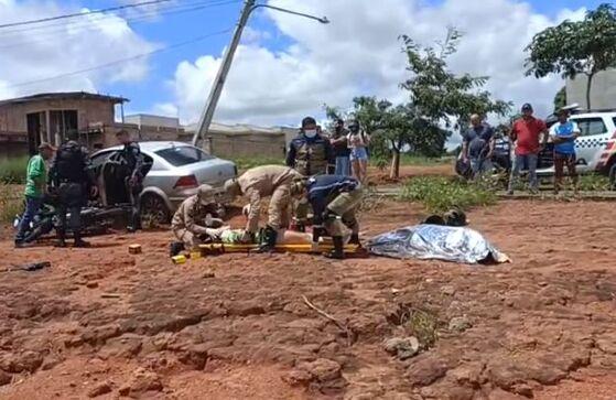 Assassinos derrubam motociclista e executam vítima a tiros em MT