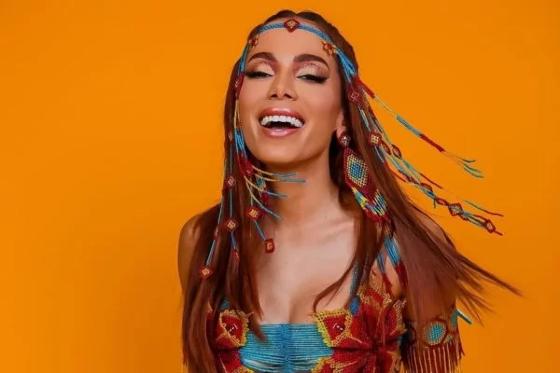 Valor doado por Anitta a ONG é divulgado e divide opiniões: “Só isso?”