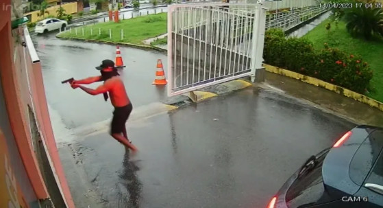 Ataque a condomínio em Belford Roxo (RJ) deixa três mortos e um ferido