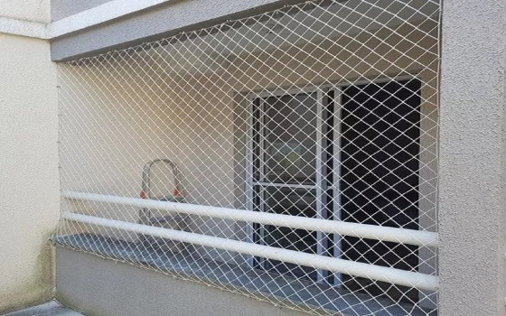 Projeto vetado alerta em especial para colocação de telas de proteção em apartamentos que morem crianças