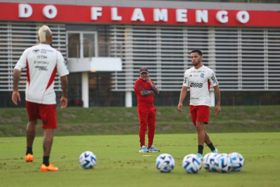 Sampaoli aposta em resgate de homens de confiança em início no Flamengo