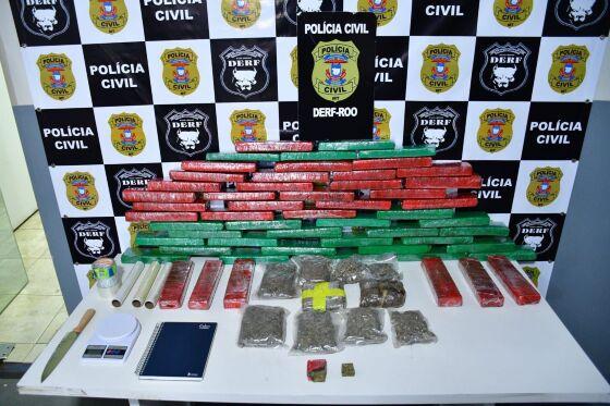 Policia Civil aprende 55 tabletes de maconha