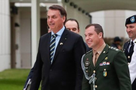 Ex-presidente Jair Bolsonaro (PL) e tenente-coronel Mauro Cid