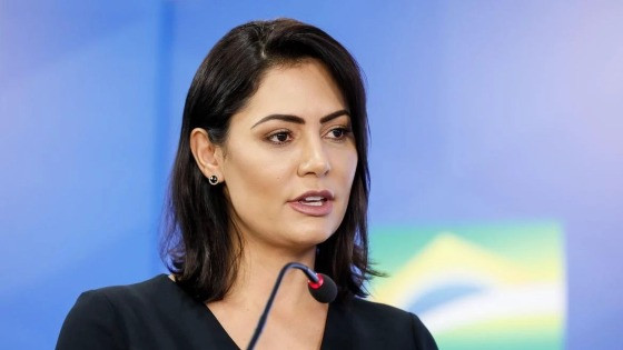 PL barra jornalistas em evento com Michelle Bolsonaro