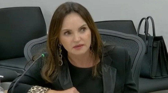 Procuradora disse que salário que recebe, de cerca de R$ 37 mil, é só para suas "vaidades"