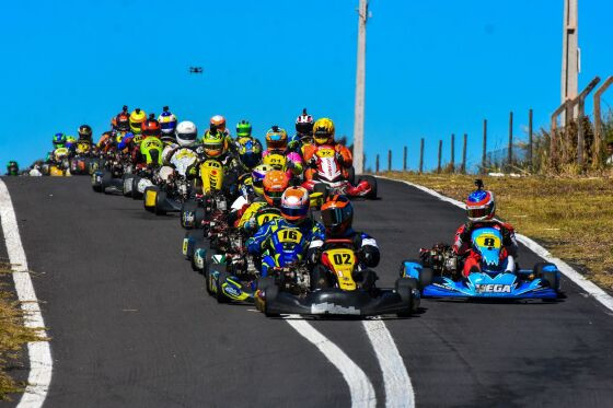 4ª etapa do Campeonato Estadual de Kart em Várzea Grande