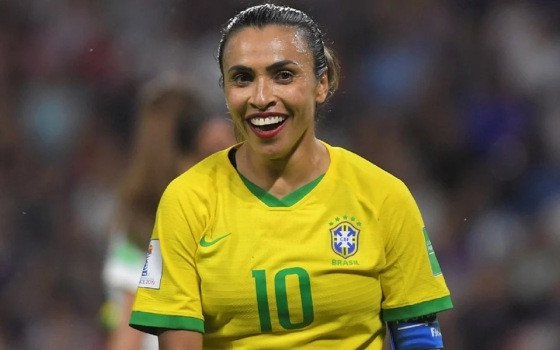 Com fortuna de R$ 63 milhões, Marta é a jogadora de futebol mais rica do mundo