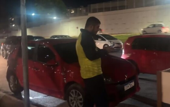 Semob multa e recolhe veículos estacionados na lateral do Shopping Estação