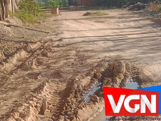 Moradores do bairro Altos do Bela Vista cobram retorno de obras de R$ 6 milhões para pavimentação