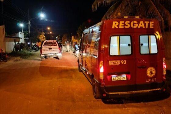 Dupla invade casa e executa jovem em banheiro com diversos tiros 