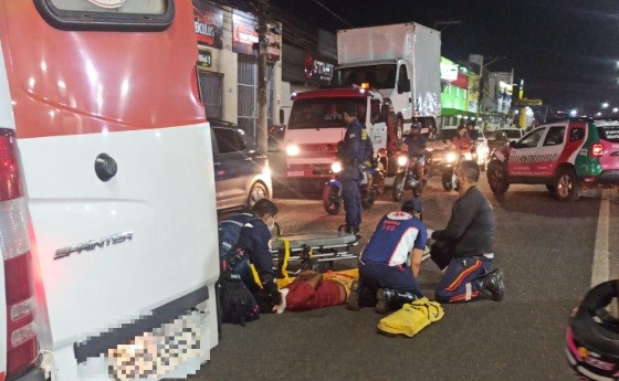 Morador em situação de rua é atropelado e tem afundamento de crânio