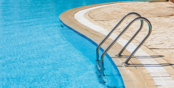 Prefeita proíbe utilização de água para abastecimento de piscinas e lavagem de veículos