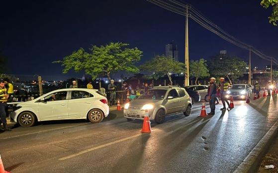 A operação aconteceu na avenida Miguel Sutil, em Cuiabá