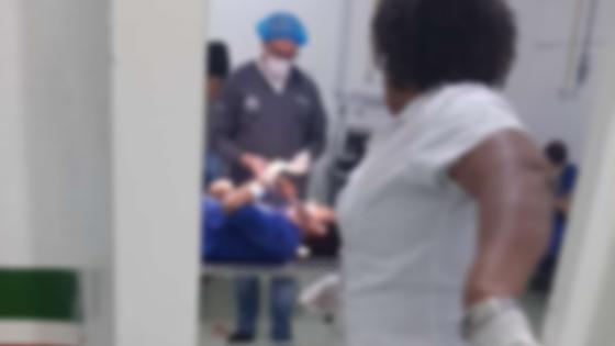 Técnico de informática quase morre após sofrer acidente e cabeça ficar embaixo de caminhão