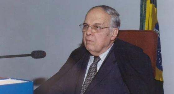 Ex-ministro morreu de falência múltipla dos órgãos