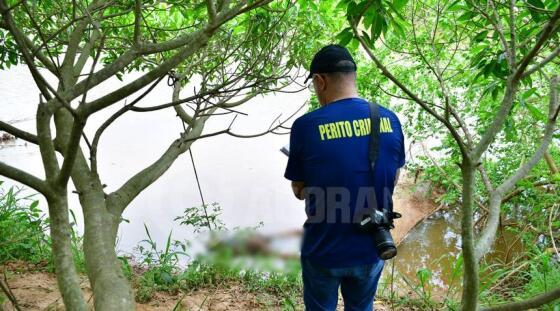 Corpo de homem é encontrado às margens do Rio Vermelho 