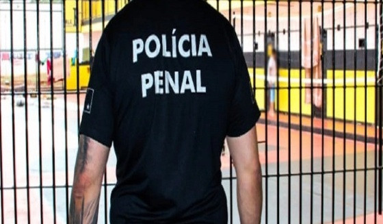 Policial penal acusado de envolvimento em esquema de propina é exonerado