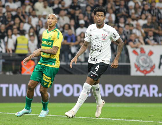 Cuiabá enfrenta o Corinthians nesta quarta (25) com praticamente força máxima.