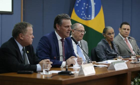 Vice-presidente, Alckmin, Fávaro e Marina participam de seminário contra desmatamento no Brasil