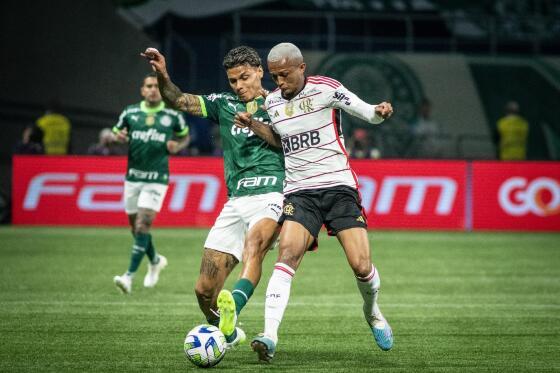 Duelo de gigantes: Flamengo e Palmeiras se enfrentam nesta quarta (08) pela 33ª rodada do Brasileirão.