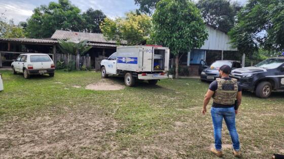 Irmãos foram cruelmente assassinados com tiros na cabeça por briga de cadeira em festa