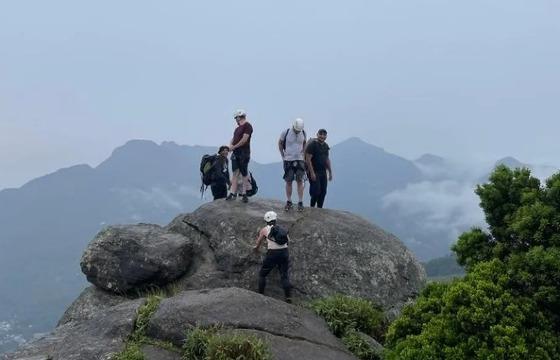 Turista de MT diz que pensou que raio que matou guia fosse fogos