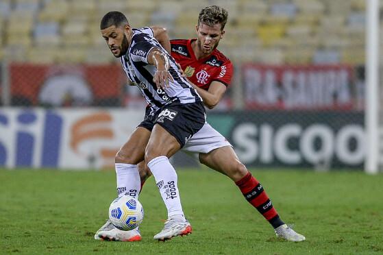 Derrota amarga para o Atlético-MG tira sonho do Flamengo de ser campeão.