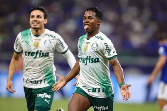 Palmeiras empata com Cruzeiro no Mineirão e é campeão do Brasileirão 2023